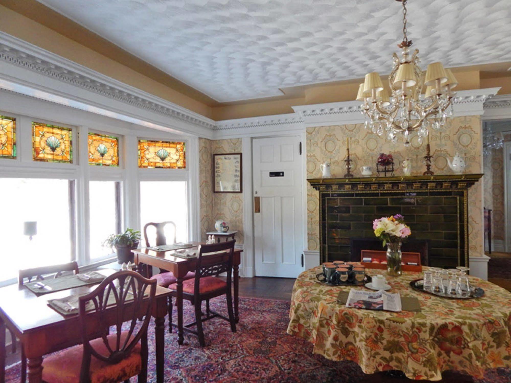 Manor House Bed & Breakfast Norfolk Ngoại thất bức ảnh